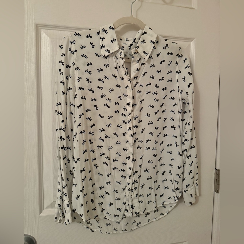 Zara long sleeve button down top
